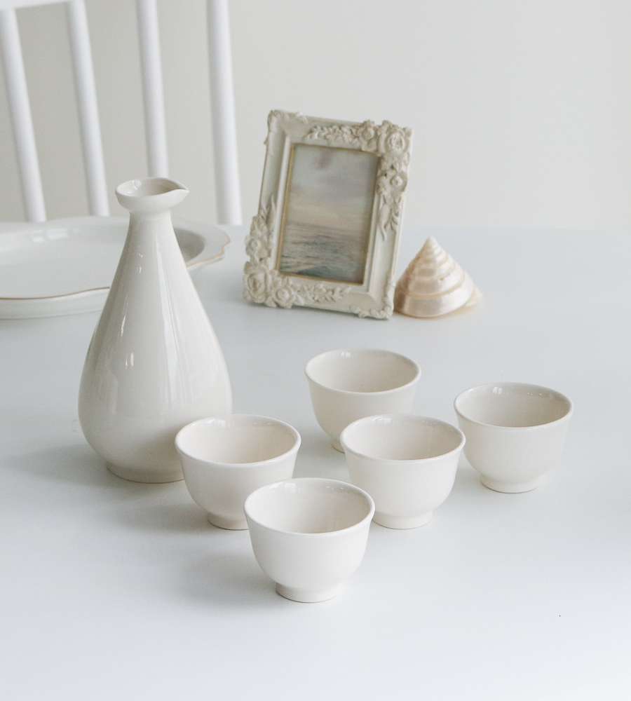 Doseong White Porcelain 5-Person Soju/Wine Service Set