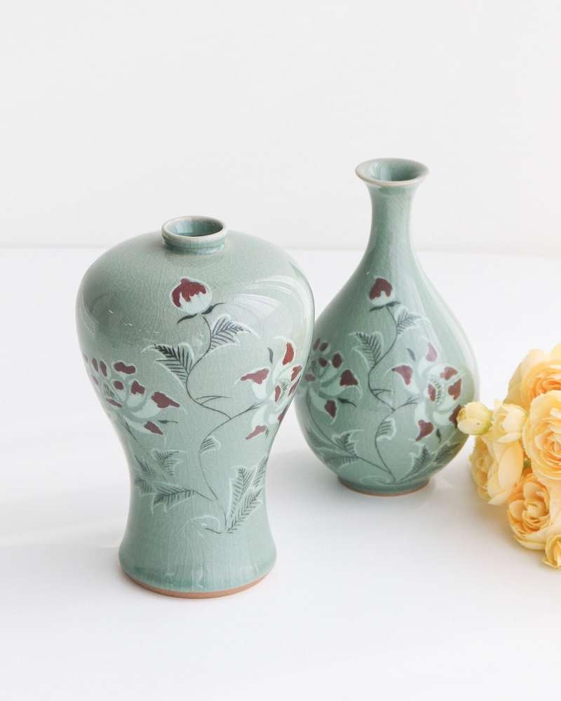 Premium Songwol Crackle Celadon Prunus and Ewer Set (Extra Small) with Red Peony in Copper Oxide 17cm