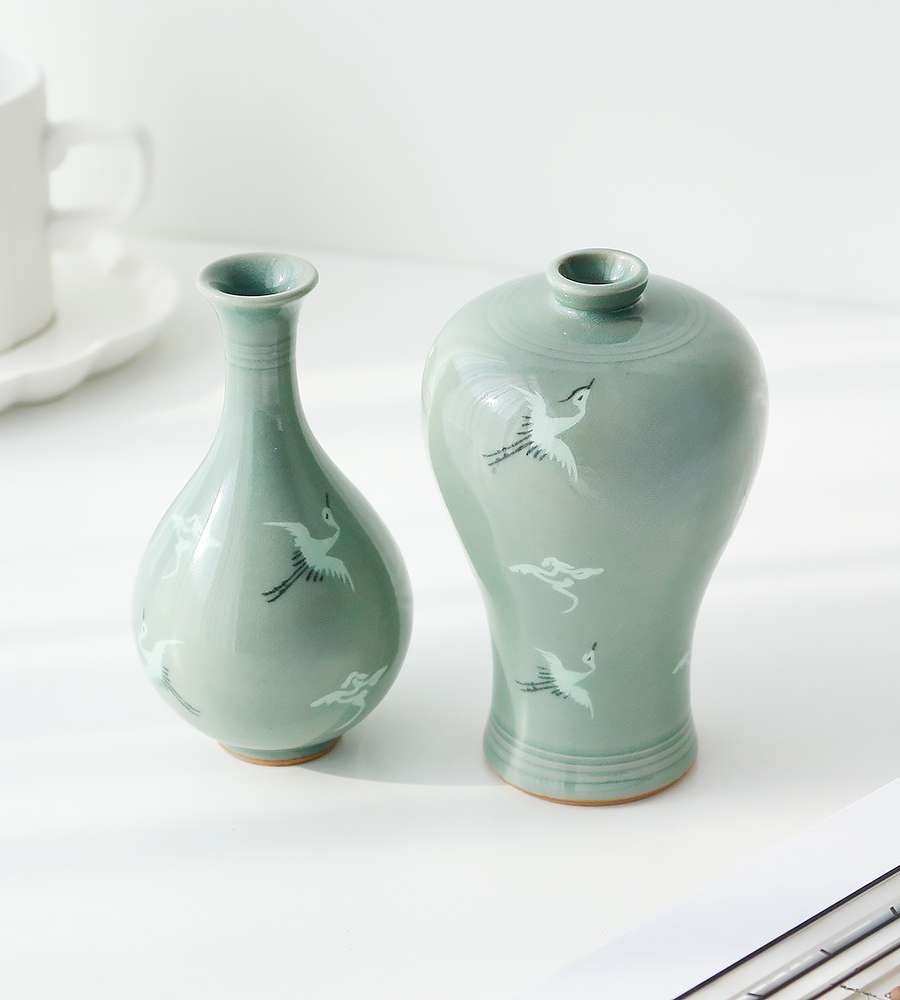 Premium Songwol Plum Blossom Bottle Mini Set (Cloud Crane) 14cm