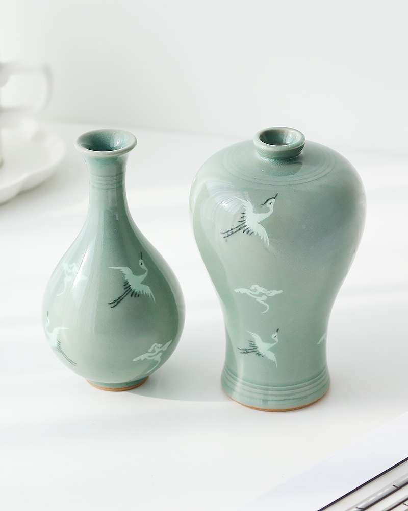 Premium Songwol Plum Blossom Bottle Mini Set (Cloud Crane) 14cm