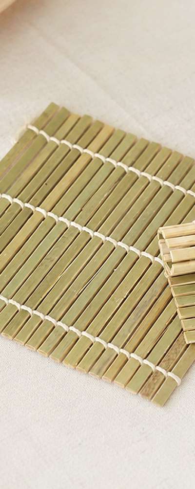 11cm 竹製ミニもみ麦盤 1個入り（コースター 天ぷら敷き 盛り板 寿司盤 麺鉢敷き 和食 小物 ティーコースター）