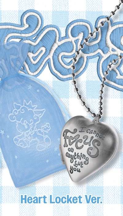 Hearts2Hearts The 1st Mini Album [FOCUS] (Heart Locket Ver.)(SMART ALBUM)