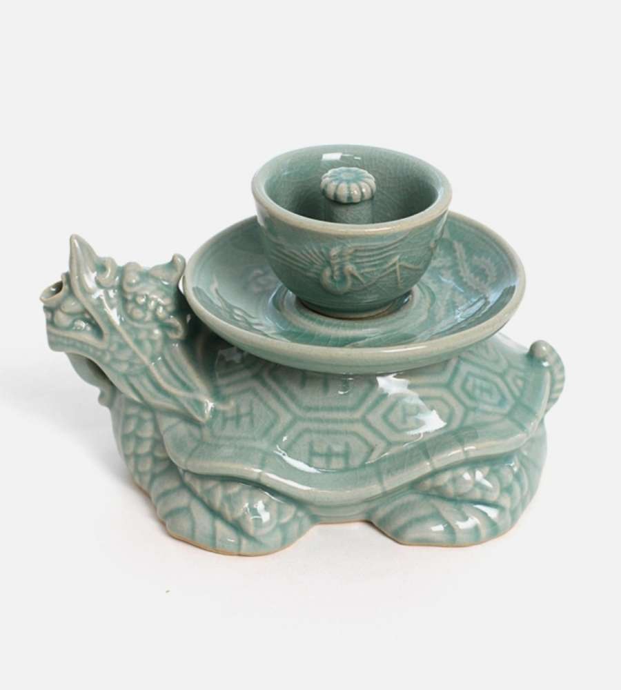Celadon Nine Dragons Siphon Cup
