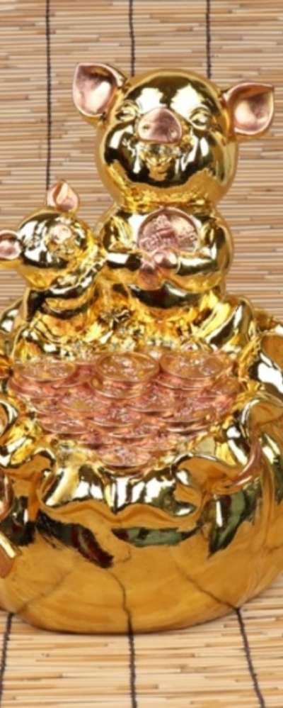 福巾着 金色の豚