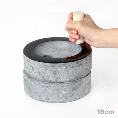 더담고 国産烏石 ミニ石臼 16cm
