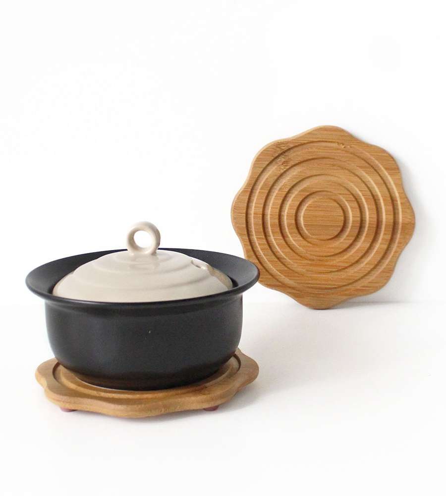 Round Bamboo Textured Wood Pot Holder for Stone Pot and Earthenware