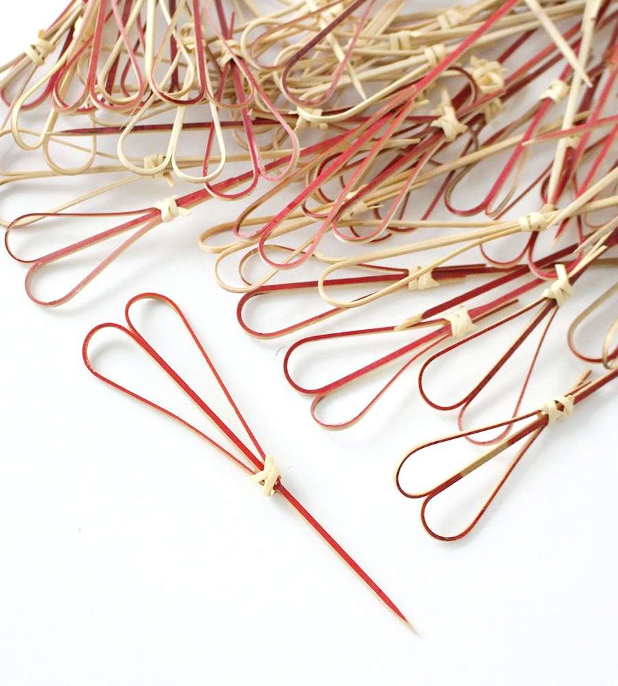 Bamboo Heart Cocktail Picks 100P Red (Heart Picks Disposable Fruit Picks Bento Decoration Cocktail Picks Home Party Dessert Forks)