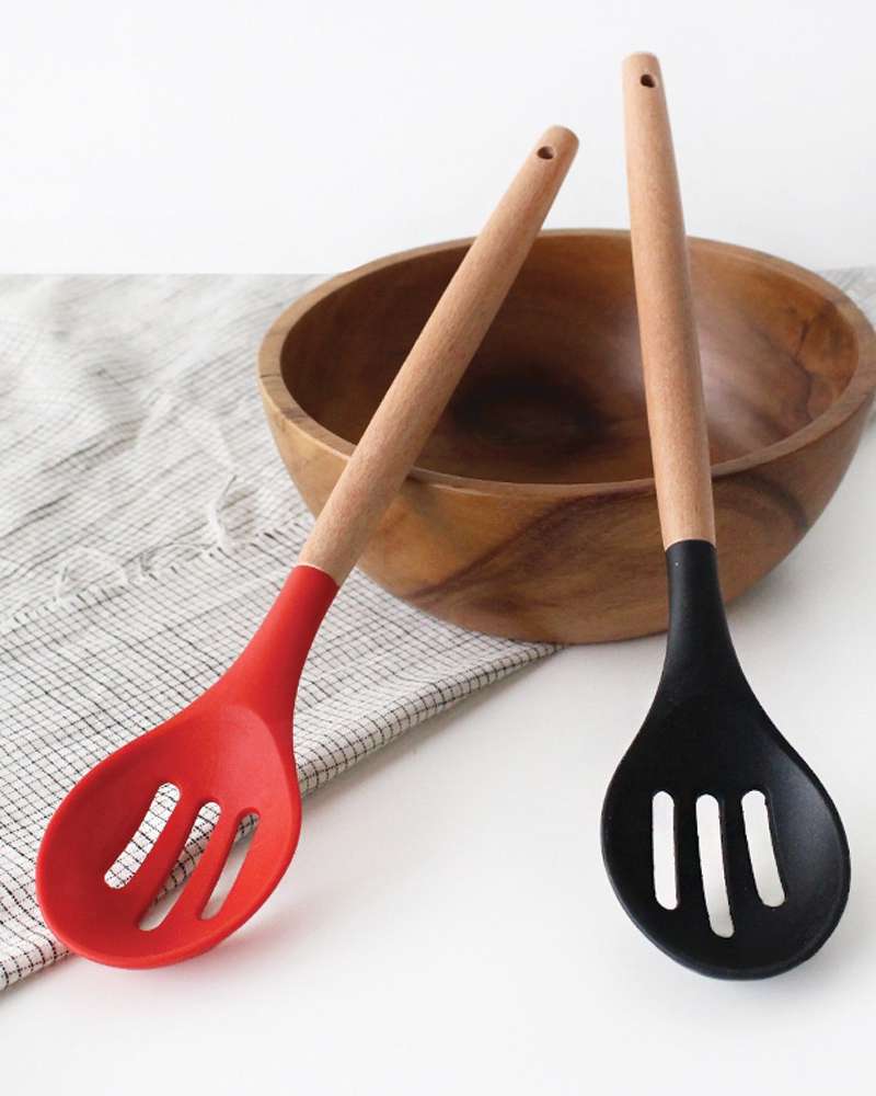 Wood Handle Perforated Oval Silicone Stir-Fry Spatula | Wooden Cooking Spoon
