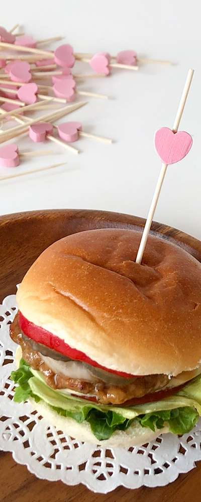 ピンクハート竹製カラーフルーツピック 100本 ハンバーガー サンドイッチフォーク お弁当ピック