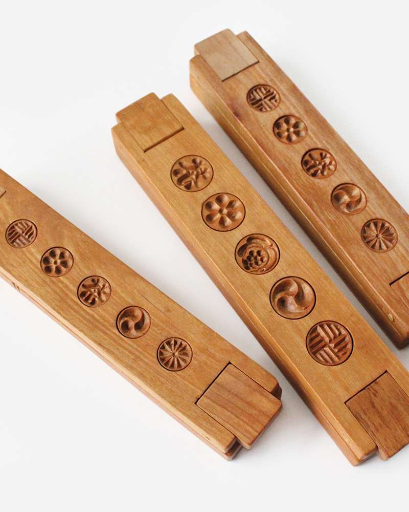 Korean Birch Wood Detachable Dasik Mold 10-Cavity | Traditional Confectionery Mold