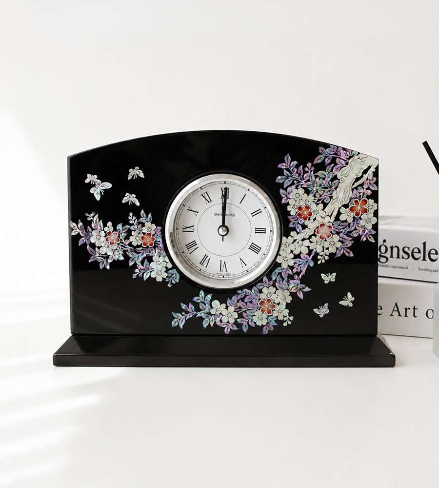 Inlaid Mother-of-Pearl Lacquerware Plum Blossom Desk Clock