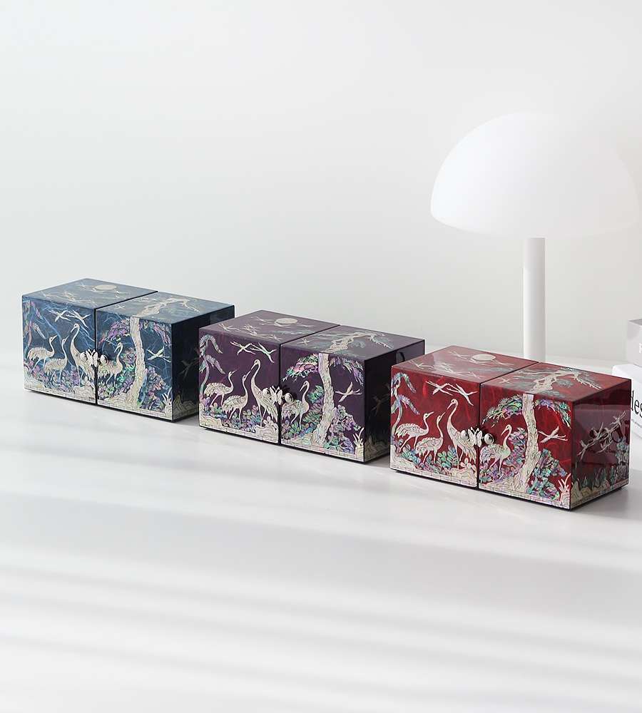 Shellwork Lacquerware Korean Paper Double-Layer Abalone Jewelry Box (Medium) Cranes and Pine