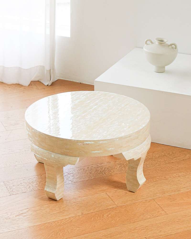 Nacre Lacquerware Ivory Round Shell-Inlay Table 50cm