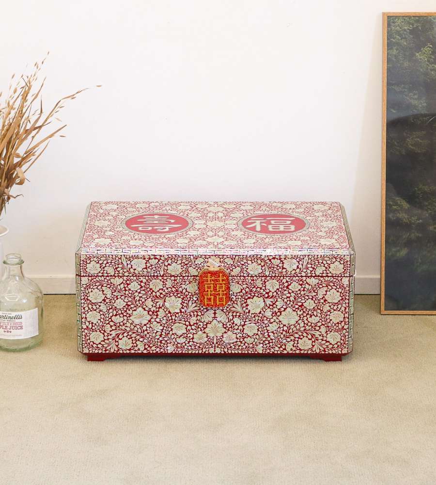 Traditional Mother-of-Pearl Lacquerware Flower Vine Longevity and Blessing Bridal Chest with Lacquer Finish (Extra Large) Main Lacquer 60cm