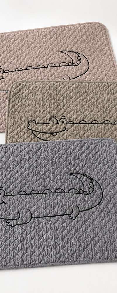 Cute Crocodile Character Cotton Floor Mat | Non-Slip Washable Quilt Mat for Kitchen Sink, Kitchen, and Bathroom