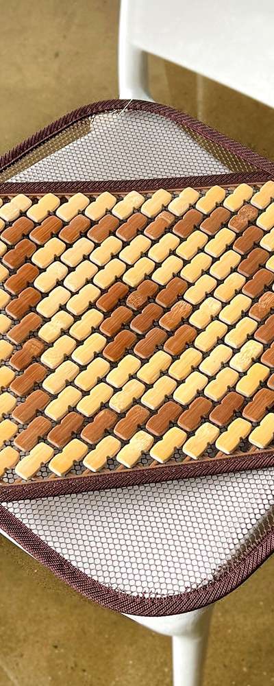 Mahjong Tile Mesh Breathable Cushion (Cool Summer Wooden Bead Acupressure Seat Pad for Office and Car)