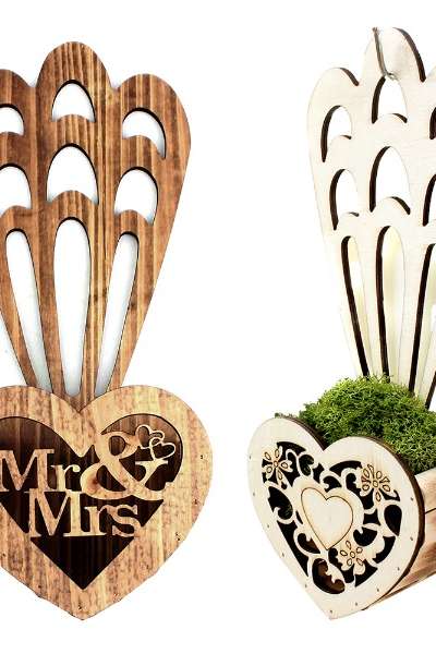 Wood Heart Wall-Hanging Basket (Multi-Purpose Storage Organizer Basket Wall Hanging Wall Decor Planter Accessory Planteria)