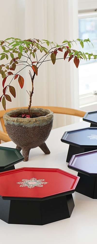 螺鈿漆器ビビッド八角円花貝細工茶卓(小)24cm