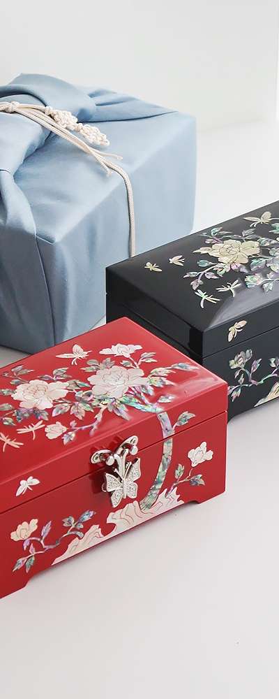螺鈿漆器 ミニ 1段 貝殻ジュエリーボックス(15cm) 牡丹(リング立て付き)