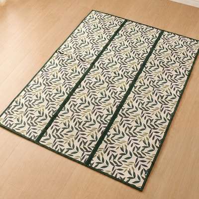 140cm x 190cm Leaf Pattern 3-Way Foldable Bamboo Mat (Cool Bed Mat with Ventilation Summer Mat Carpet)