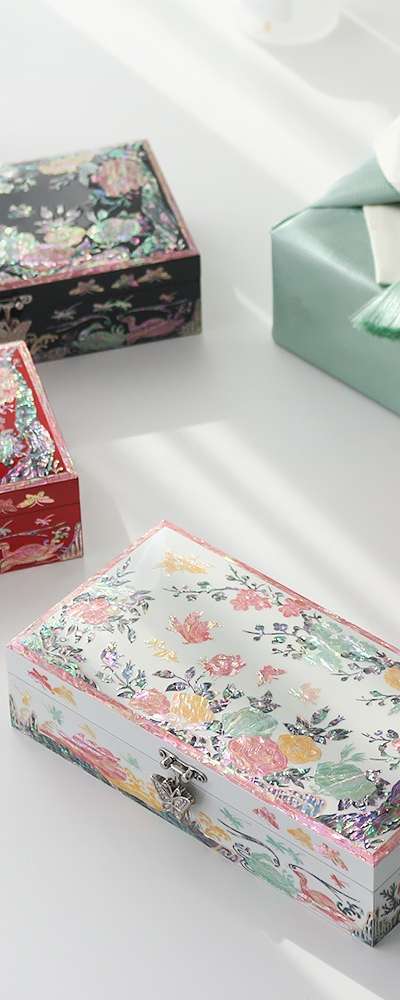 螺鈿漆器 色付き梅薔薇 1段 貝殻ジュエリーボックス(23cm) 貝殻収納ボックス アクセサリー収納ボックス 結納品