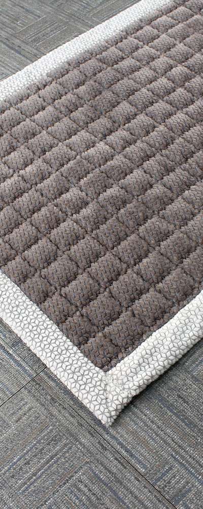 4-Section Gray Snowflake Microfiber Sofa Mat | Pad Floor Mat Rug 4-Seater