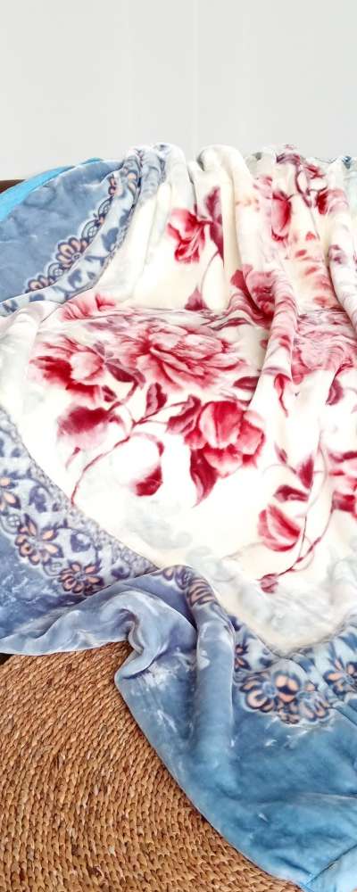 Thick Mink Blanket Extra Large Sky Blue (Retro Vintage Grandma Style Ultra-Soft Double-Sided Winter Quilt Blanket)