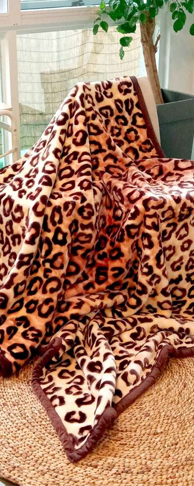 Brown Leopard Ultra-Fine Mink Blanket | Thick Spotted Mink Throw