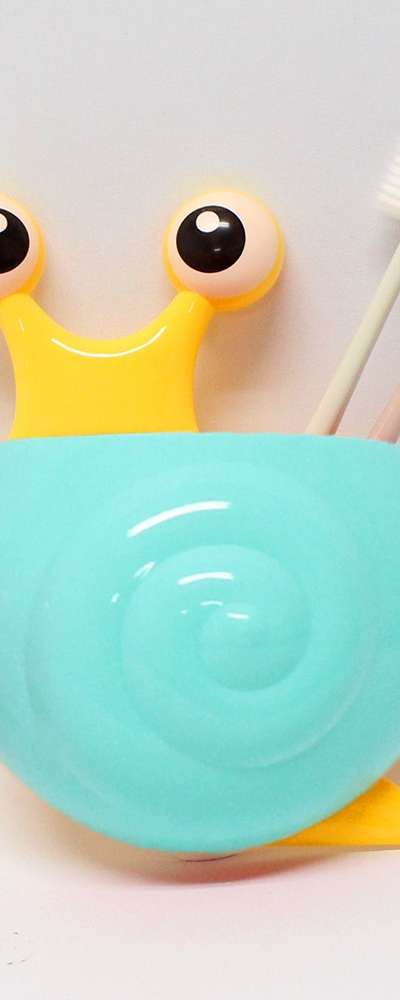 Mint Snail Toothbrush Holder | Suction Cup Bathroom Toothbrush Rack Storage