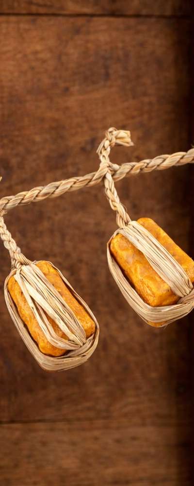 Domestic Traditional Mini Soybean Paste Cake Model 4-Piece Set (Hanok Pub Interior Decoration Miniature Autumn Display Photo Zone Background)