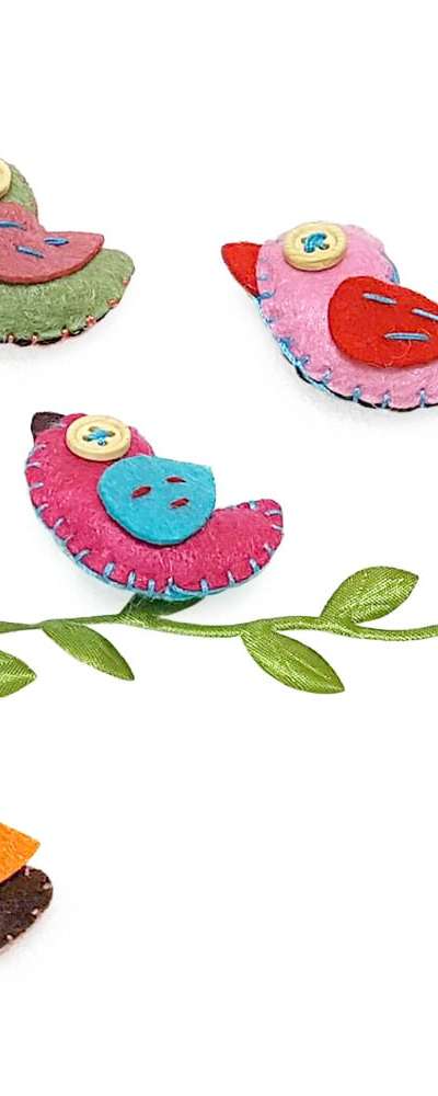 Nonwoven Fabric Bird Decoration 5-Piece Set (DIY Art Material for Church Classroom Environment Bulletin Board Decoration Felt Craft Photo Zone)