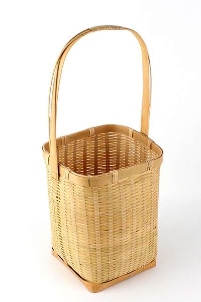 A17cm Long Bamboo Tea Basket with Handle Picnic Basket