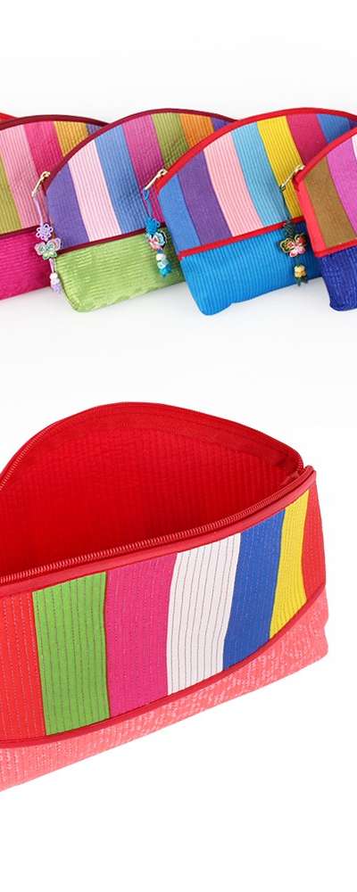 Quilted Two-Tone Round Pouch