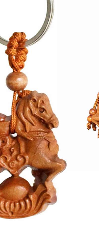 Peach Wood Twelve Zodiac Keyring Horse 1 Piece (Traditional Key Ring Key Holder Wealth Fortune Talisman Wish Fulfillment Group Gift)