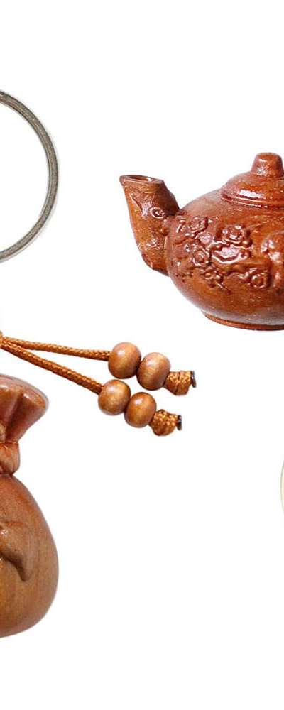 Peach Wood Keyring | Traditional Craft Ornament Key Holder Amulet for Good Fortune, Success & Prosperity
