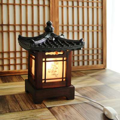 Traditional Hanok Tiled Roof House Mood Lamp with Four Gentlemen Motif Hanji (New)
