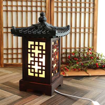 Traditional Korean House Tile-Roof Wan-ja Pattern Hanji Mood Lamp (Mini)
