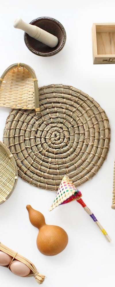 Traditional Kitchen Experience Set (Bamboo Water Dipper, Sieve, Measuring Wooden Vessel, Sesame Grinder, Mortar, Egg Model, Rice Strainer, Mini Key)