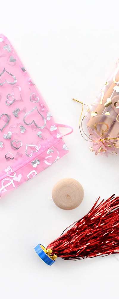Nostalgic Traditional Game Set Pouch | Folk Games Yut Nol-i Wooden Jacks Jegi Yoyo