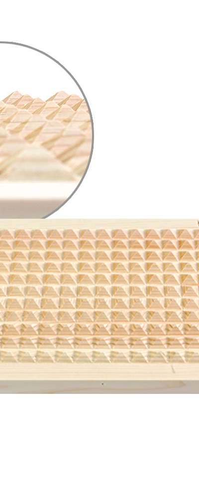 44x24cm Domestic Hinoki Wood Foot Acupressure Board (Foot Massage Acupressure Mat Barefoot Walking Health Gift)