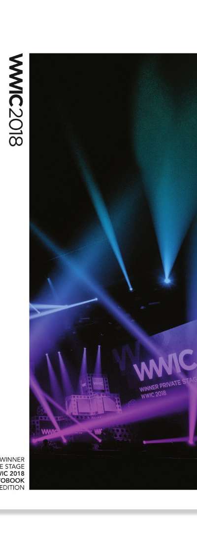 WINNER PRIVATE STAGE WWIC 2018 PHOTOBOOK -LIMITED EDITION-