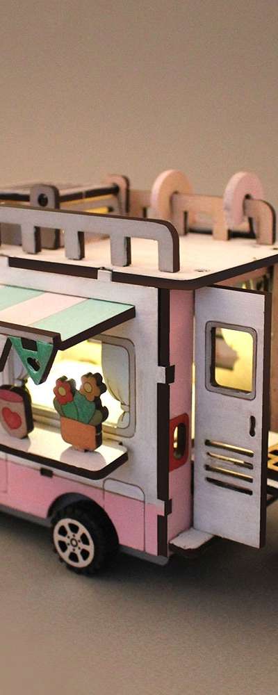 ウッドDIY立体キャンピングカー原木手作りキット