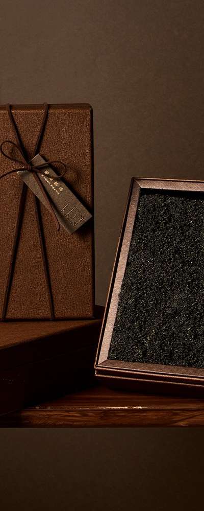 Domestic Black Sesame Injeolmi Tteok Gift Set