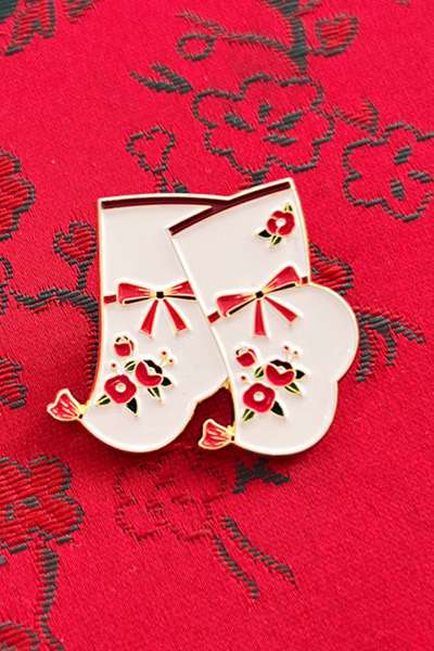 J-Art Korean Souvenir Foreign Gift Tourist Product Overseas Student Gift Beoseon Brooch & Badge