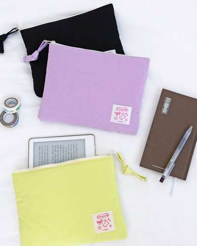 O-CHECK Every Little Fluffy E-Reader Book Pouch
