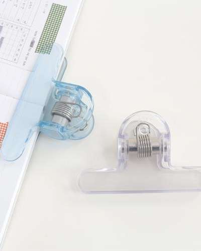 Clear Omo Clip Book Stopper