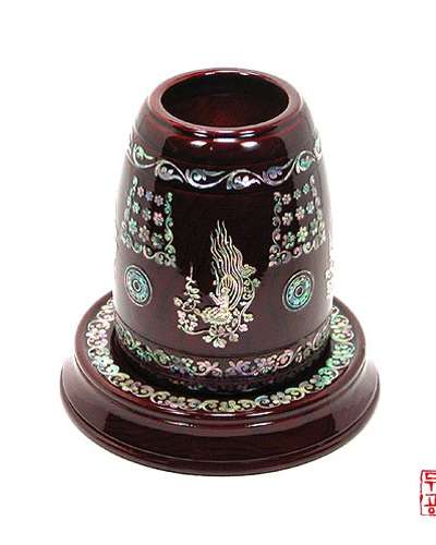 Pencil Holder [Emille Bell]