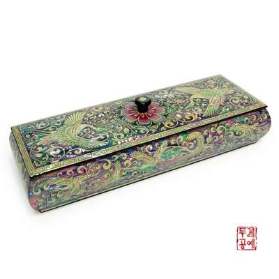 Yi Dynasty Celadon Twin Crane Knob Brush Holder