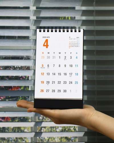 O-CHECK 2026 15-Month Mini Desk Calendar_Retro