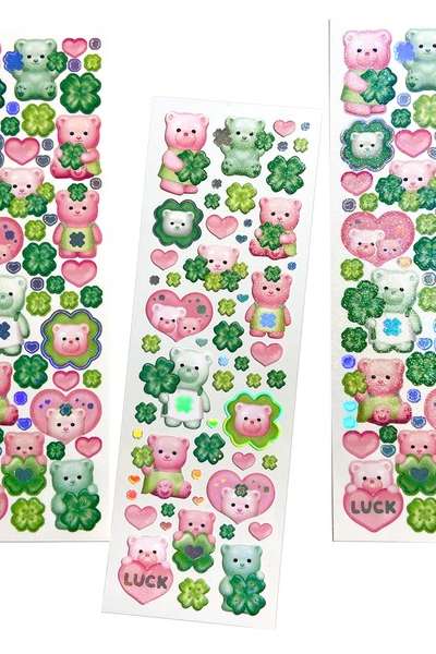 Moittoi | Clover Bear Seal Stickers